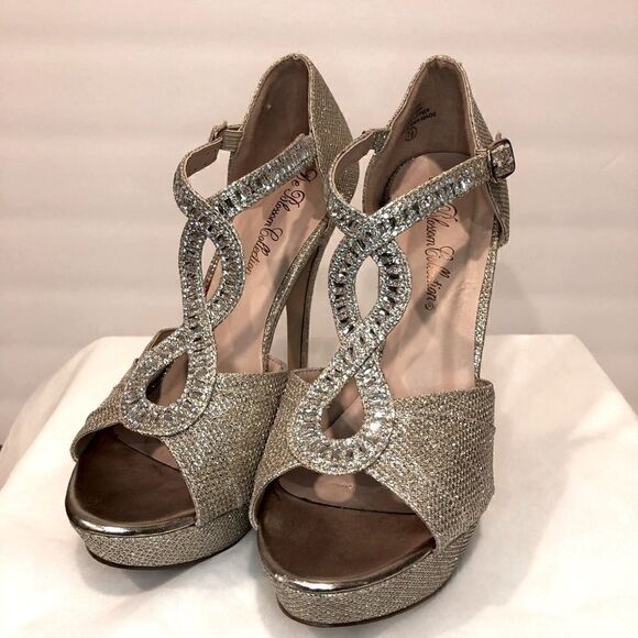 De Blossom Collection Alina nude/gold Strappy heels - Picture 2 of 15